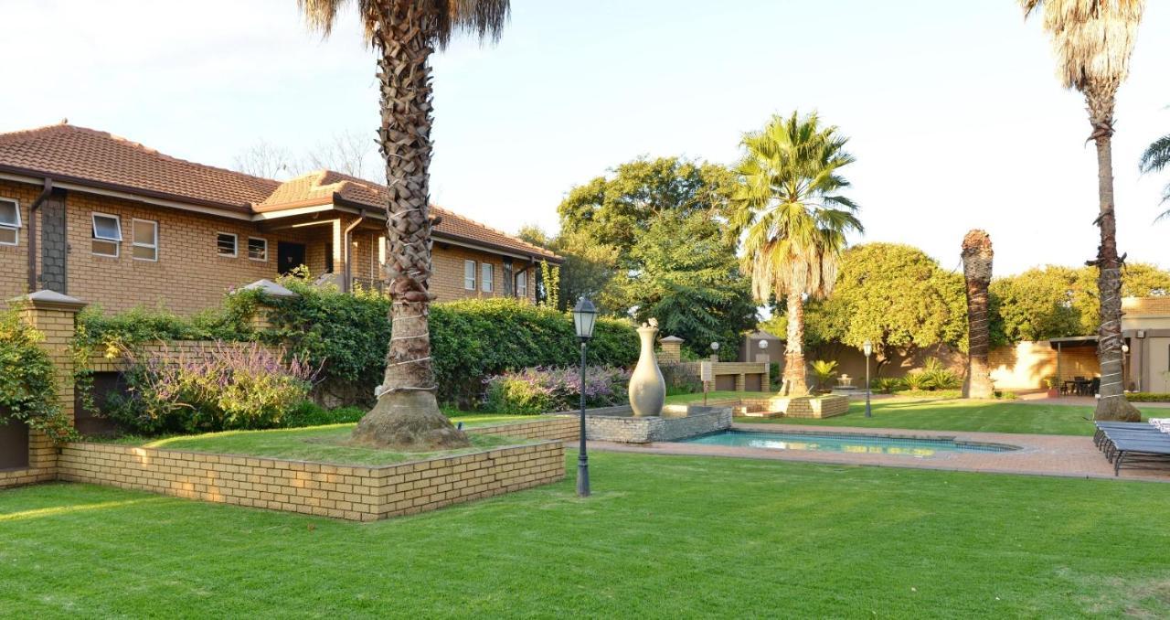 Anew Hotel Witbank Emalahleni Экстерьер фото