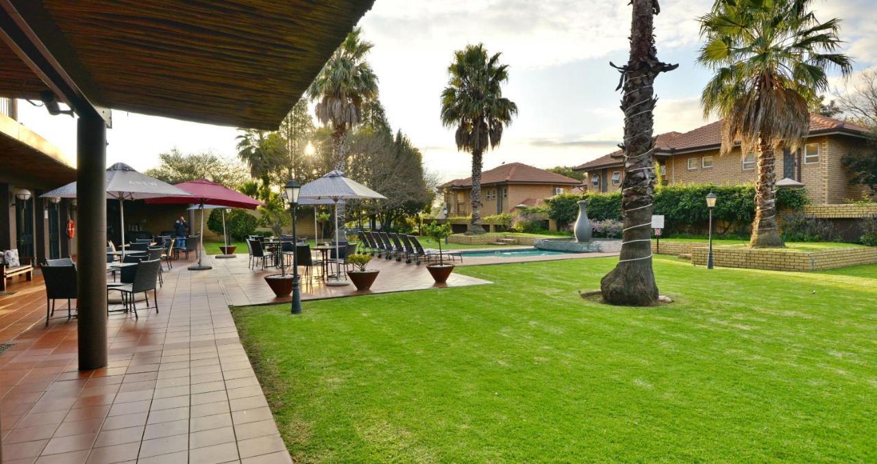 Anew Hotel Witbank Emalahleni Экстерьер фото
